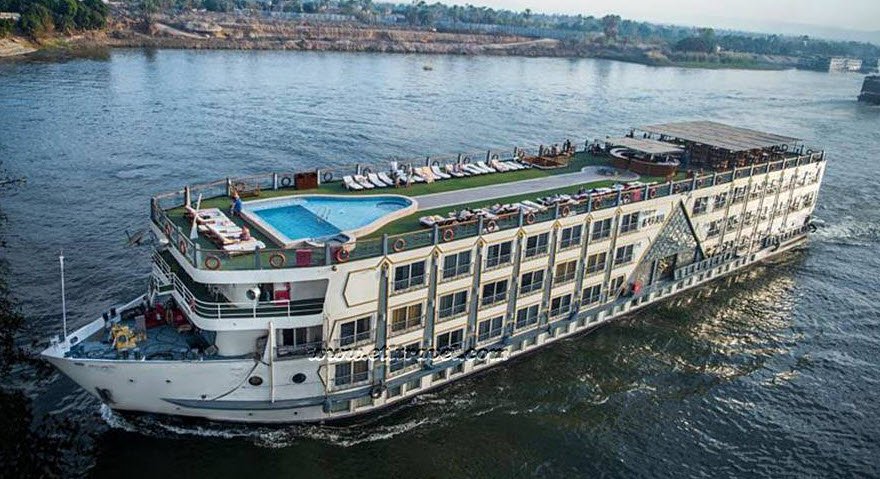 Nile River Cruises, Between Luxor & Aswan, Egypt
